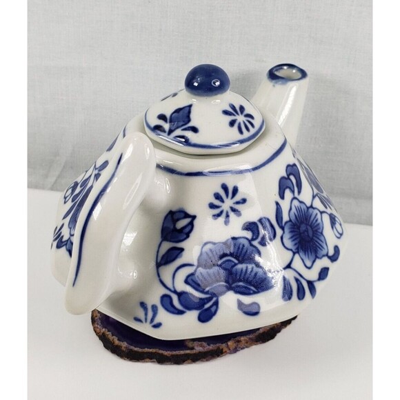 1950's Nantucket Chinese Porcelain Blue White Floral Teapot Octagon Shape w/Lid - Picture 6 of 16